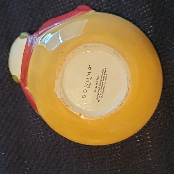 Ceramic Snowman Holiday/Winter dish...he's holding a heart! Cute! - Picture 3 of 4